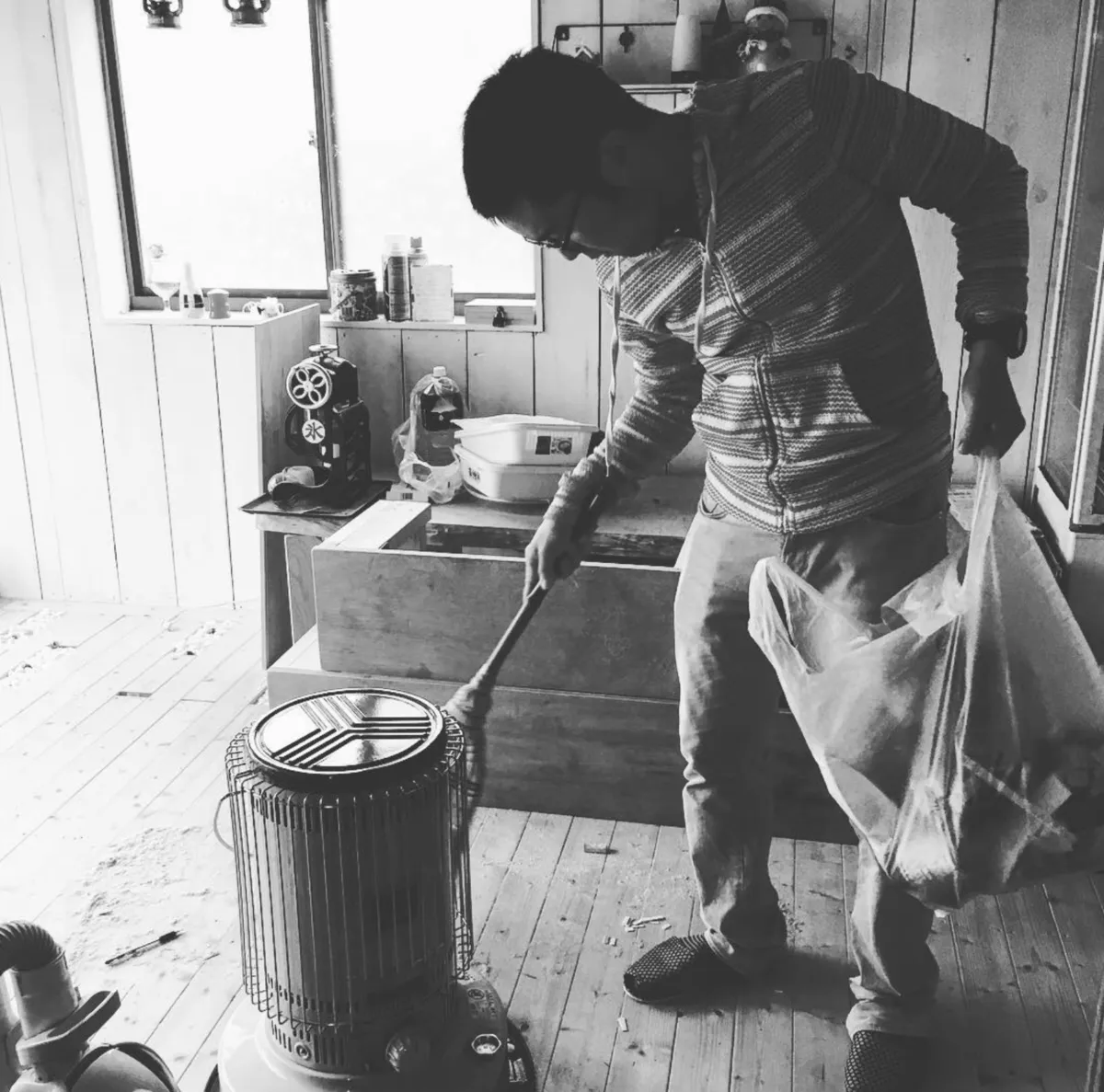 壁塗り・床張り・少しずつ